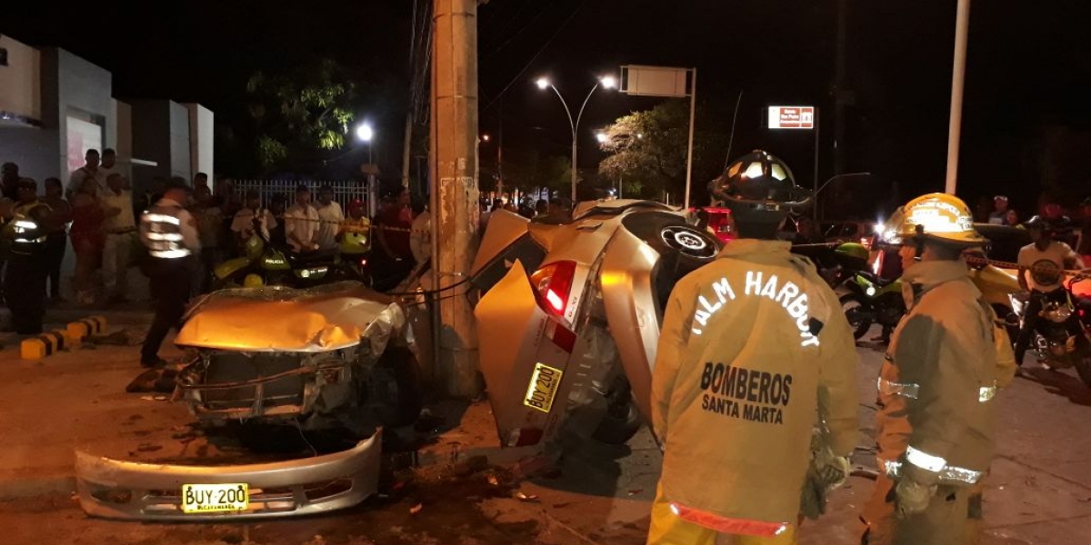 Cortesía Una tercera víctima falleció cuando era atendida por personal médico.