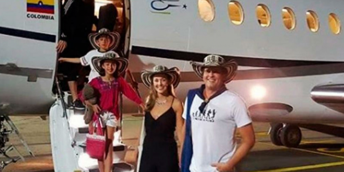 Instagram. Carlos Vives hace presencia en la capital de Cesar con su familia.