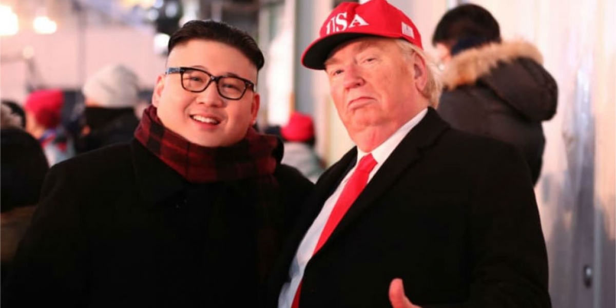 Getty. Imitadores de Kim Jong-Un y Donald Trump.