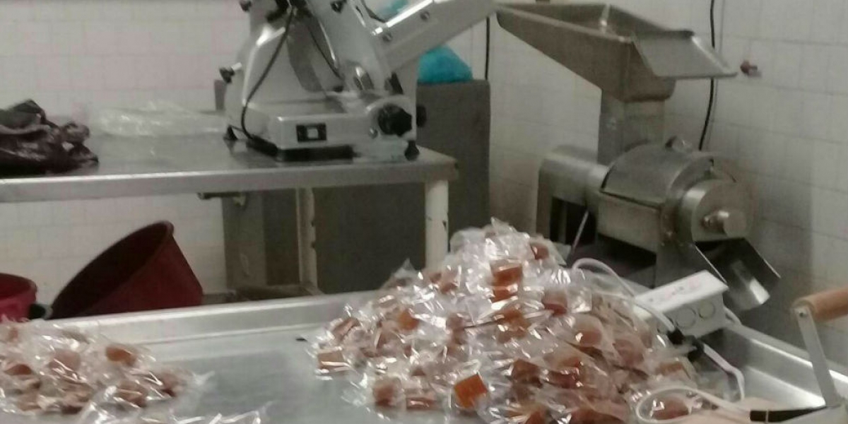 Universidad del Magdalena Emprendimiento mircroempresarial de estudiantes de la Unimagdalena.