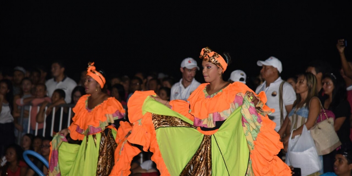 Prensa Unimagdalena. Los estudiantes complacidos con la organización y puntualidad del evento, manifestaron que es importante rendir homenaje a la riqueza cultural del Caribe a partir de su música.