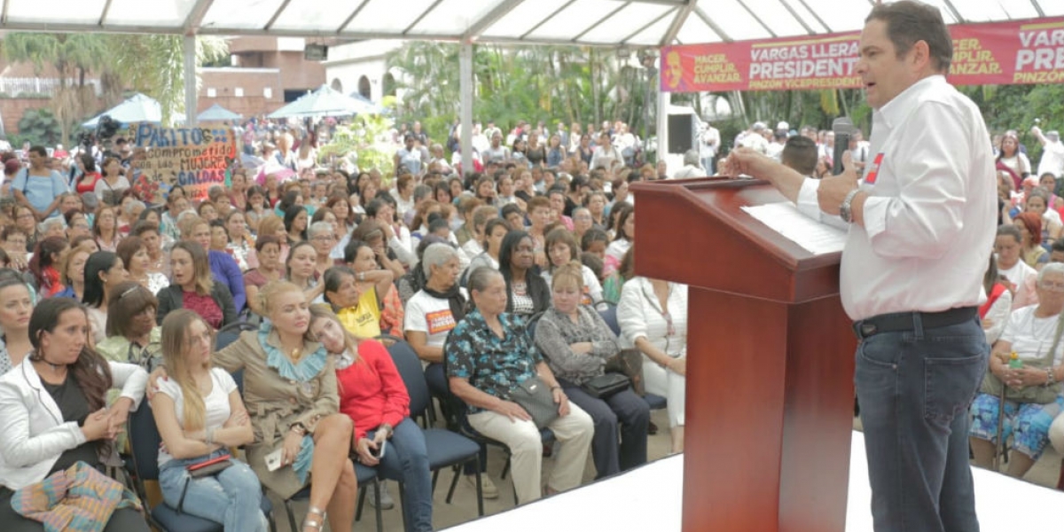 Vargas Lleras en su cierre de campaña en Antioquia.