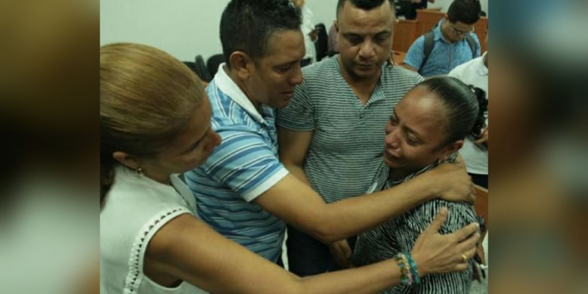 Al Día Luz Divina Cabarcas, madre de Gabriela Andrea, joven violada y asesinada en Barranquilla.