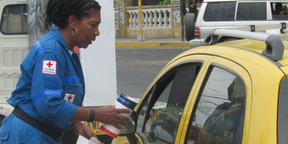 Prensa Cruz Roja Magdalena.  Los voluntarios estarán en varios puntos estratégicos en Santa Marta.