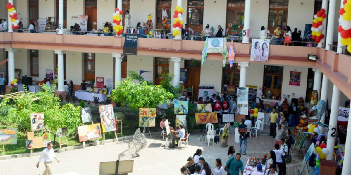 La instalación de este evento estuvo a cargo de la secretaria de Educación Nidia Romero, como gobernadora encargada, quien destacó la importancia de este tipo de eventos que incentivan el empresarismo