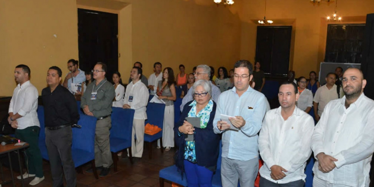 Oficina de Comunicaciones Unimagdalena. En el auditorio Madre Margoth del Centro Cultural Claustro San Juan Nepomuceno, la Universidad del Magdalena, será escenario del Coloquio Internacional “Atravesando el Atlántico”. El evento se llevará a cabo este martes 19 de junio de 2018, a partir de las 2:30 de la tarde.