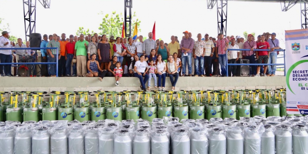 Gobernación del Magdalena La Gobernadora hizo entrega de los implementos.