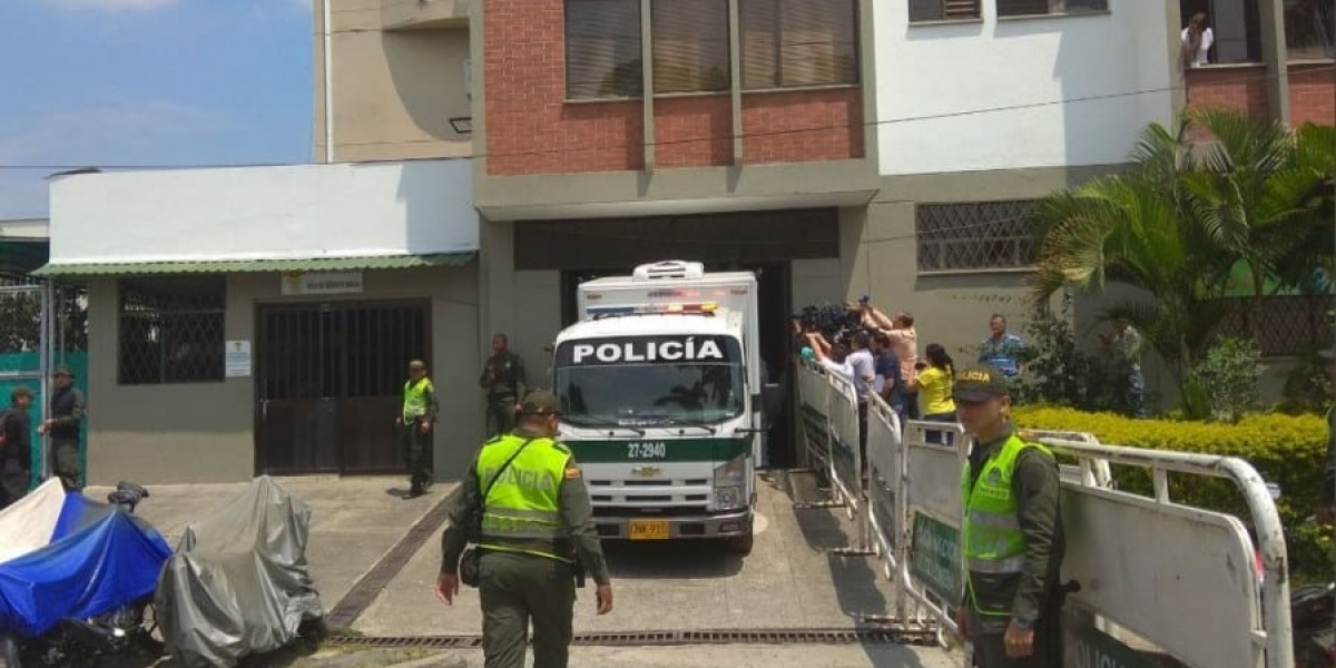 Pulzo. Traslado de cuerpos a Medicina Legal.