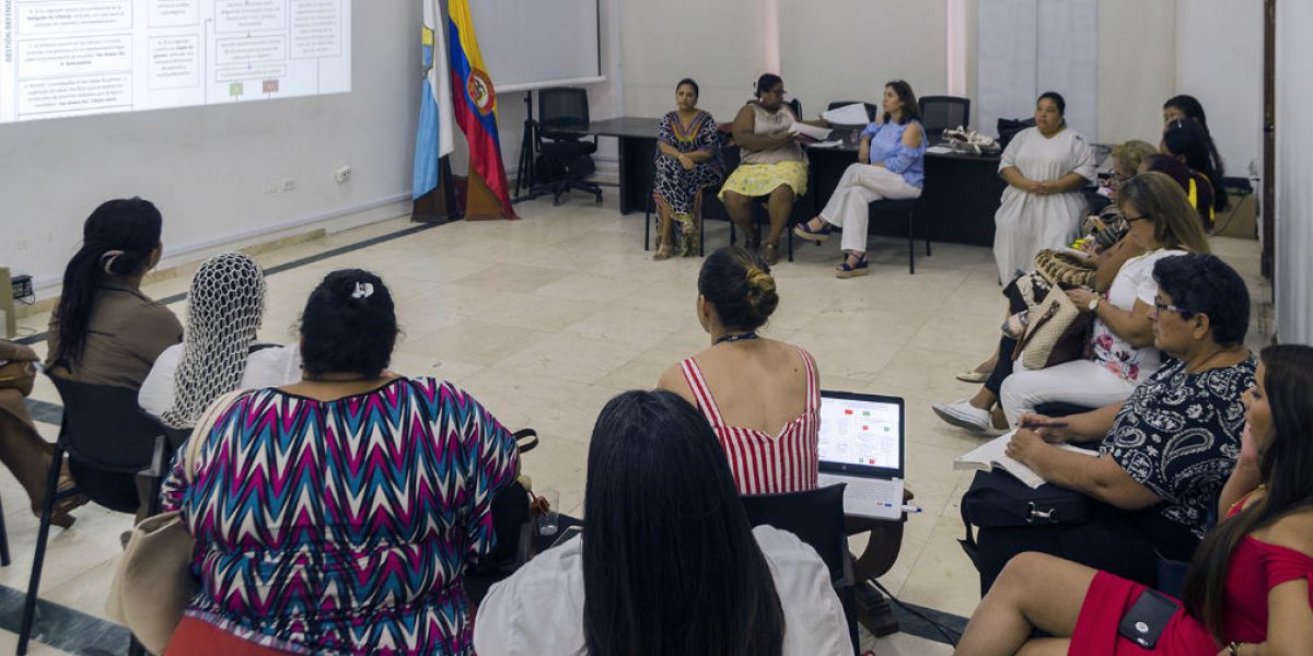Alcaldía de Santa Marta Reunión de la Mesa Diversa en Santa Marta.