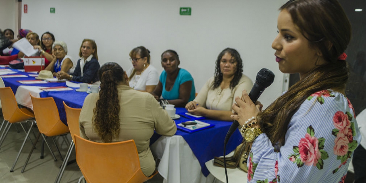 Prensa Alcaldía de Santa Marta. Mesa de Participación de Víctimas del Municipio de Girón, Santander, visitó a Santa Marta para realizar una jornada de intercambio de experiencias y hacer un recorrido por las instalaciones del CRAV.