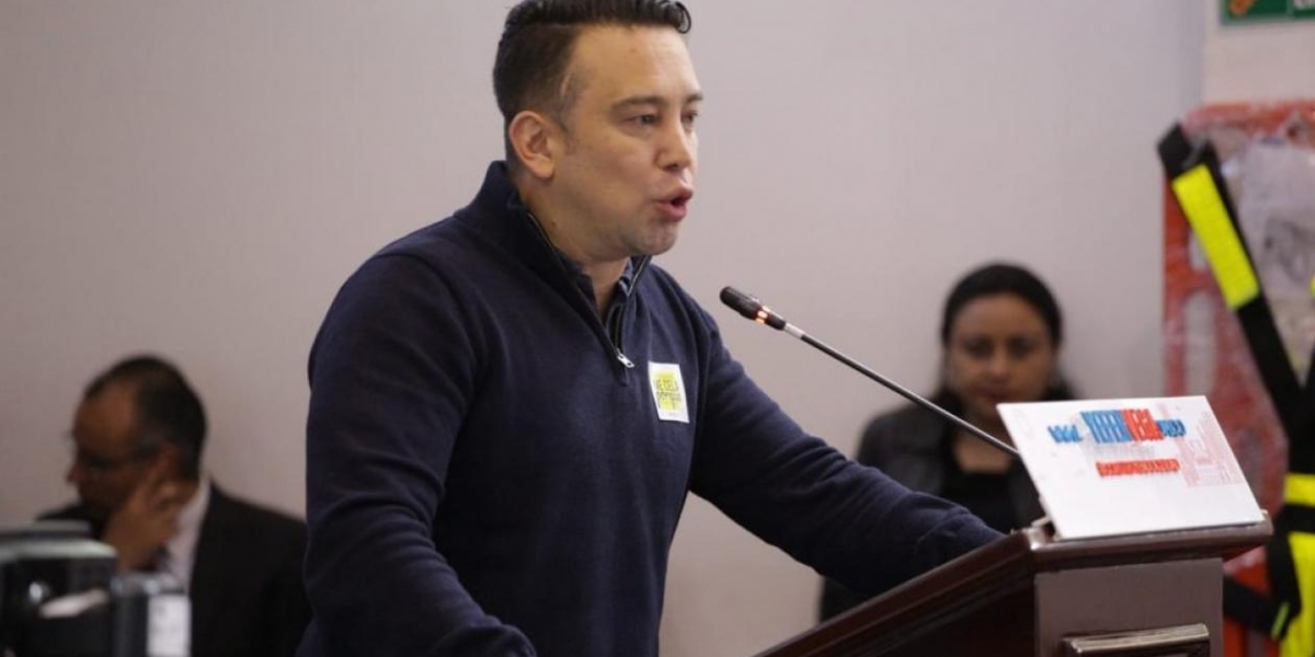 Twitter. Yefer Vega, concejal del Partido Radical.