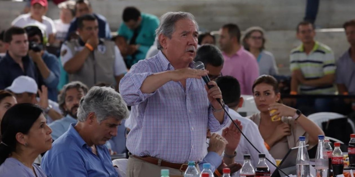Zonacero.com Guillermo Botero, Ministro de Defensa.