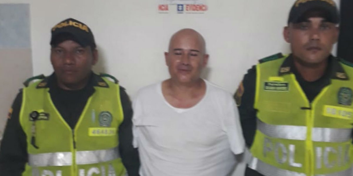 Policía Metropolitana de Santa Marta Raúl Valencia, agresor de celador.