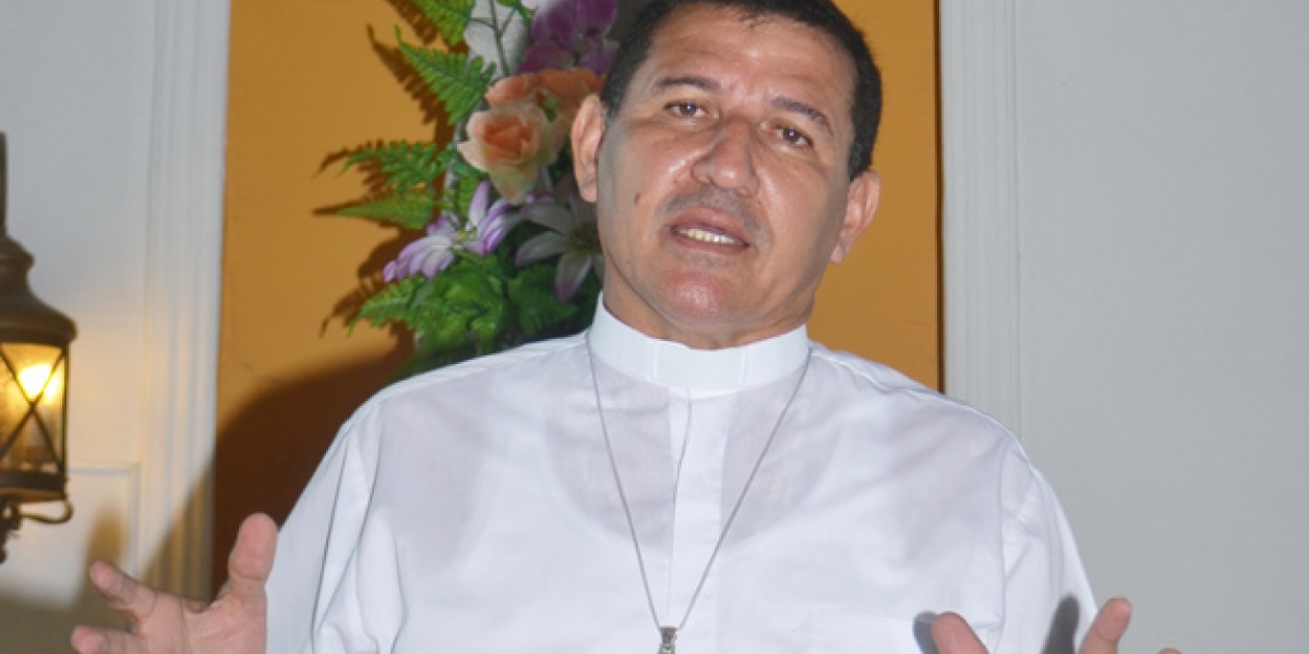 Padre Fajid Álvarez Yacub. 