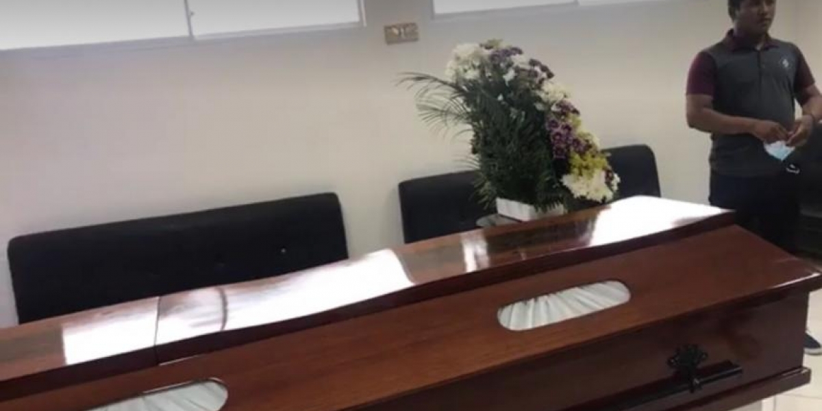 El Heraldo. Al abrir la tapa, se dieron cuenta que no era su familiar.