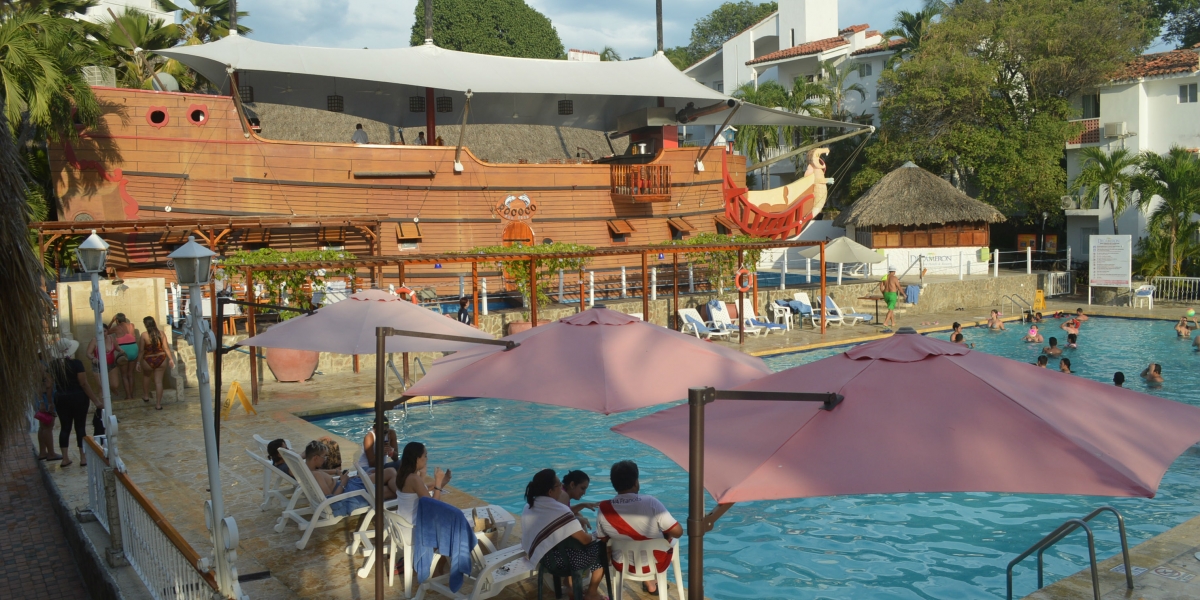 Oscar Mejía-Seguimiento Hotel Decameron Galeón