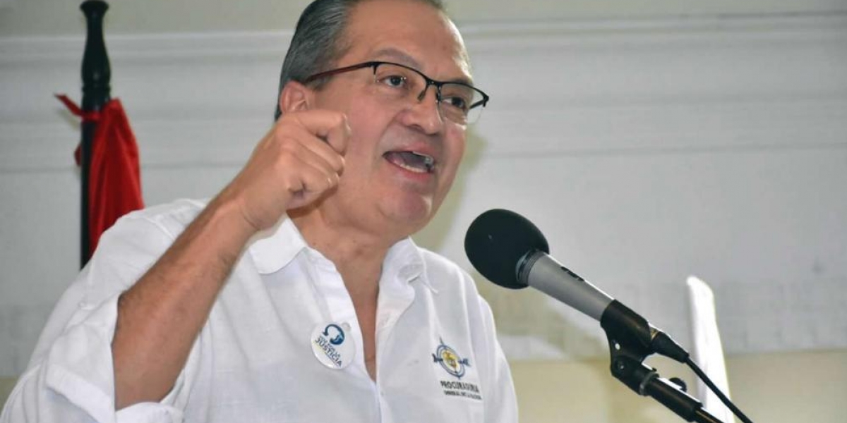 Zona Cero Procurador General, Fernando Carrillo Flórez.