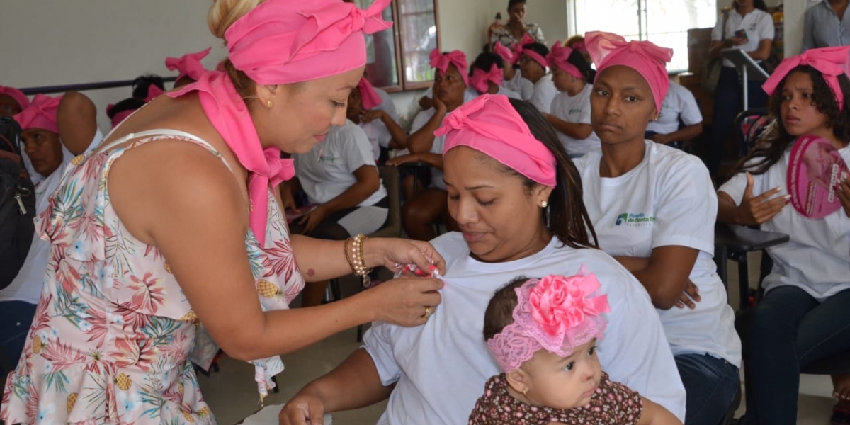 Actividad para prevenir el cáncer de seno en San Martín