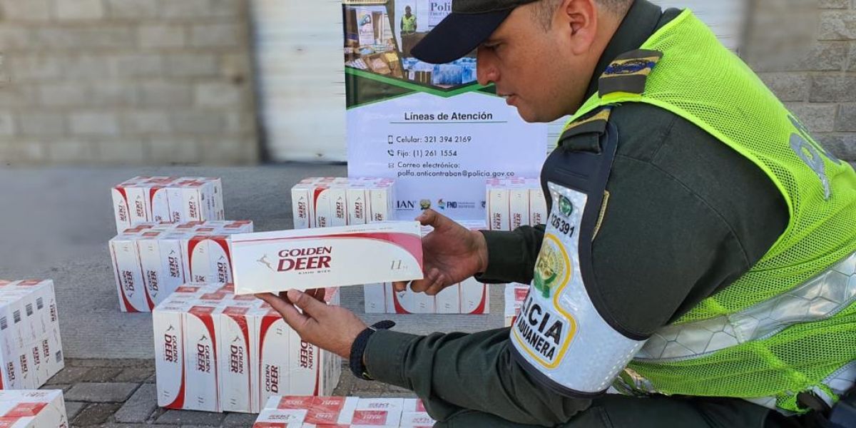 Policía