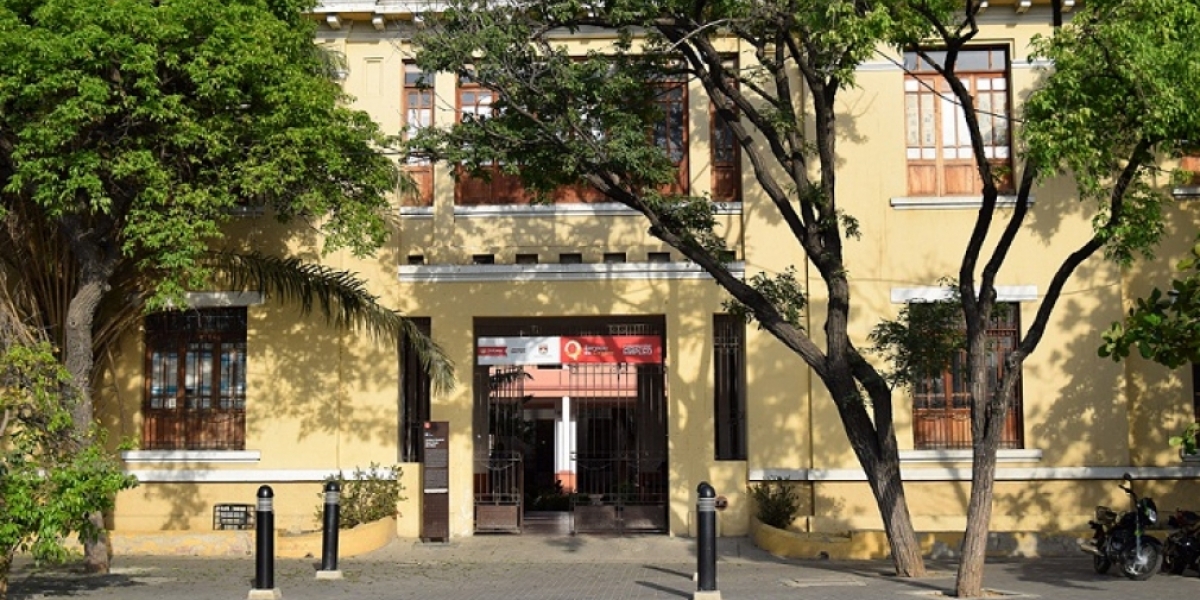 En el antiguo hospital San Juan de Dios hoy funcionan algunas dependencias de la Gobernación del Magdalena.