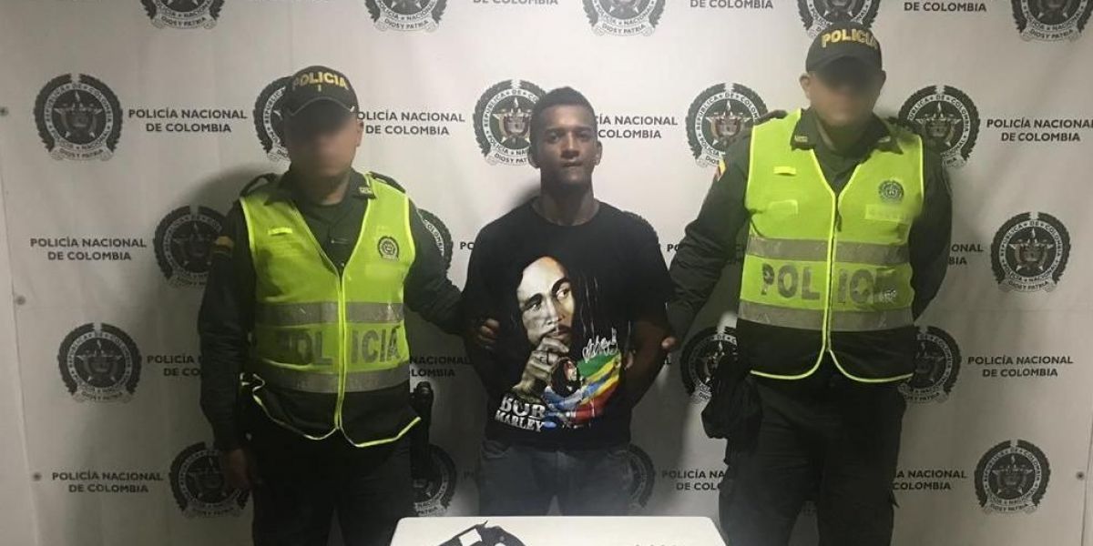 Policía Magdalena Capturado con arma de fuego en Fundación.