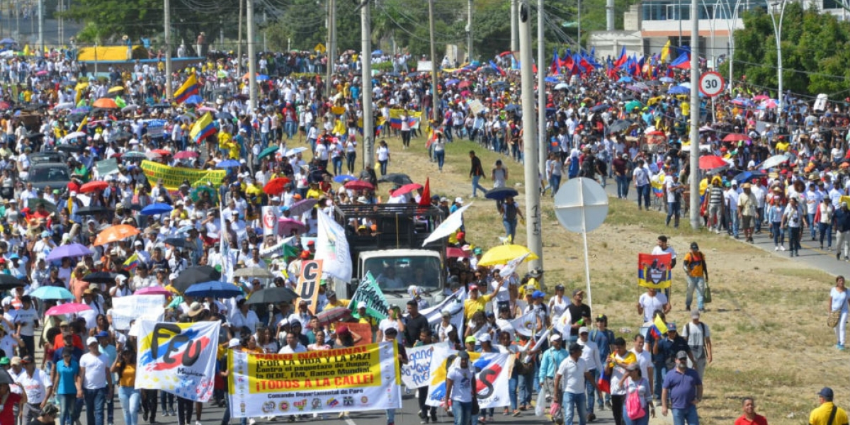 Marcha del 21N en Santa Marta.