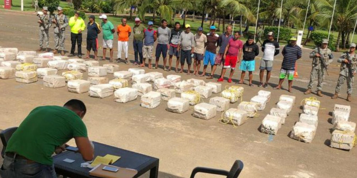 Fiscalía Capturados por la Policía y la Armada.