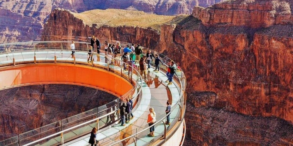 magnet.xataka.com Puente de cristal del Gran Cañón de Colorado, Estados Unidos.