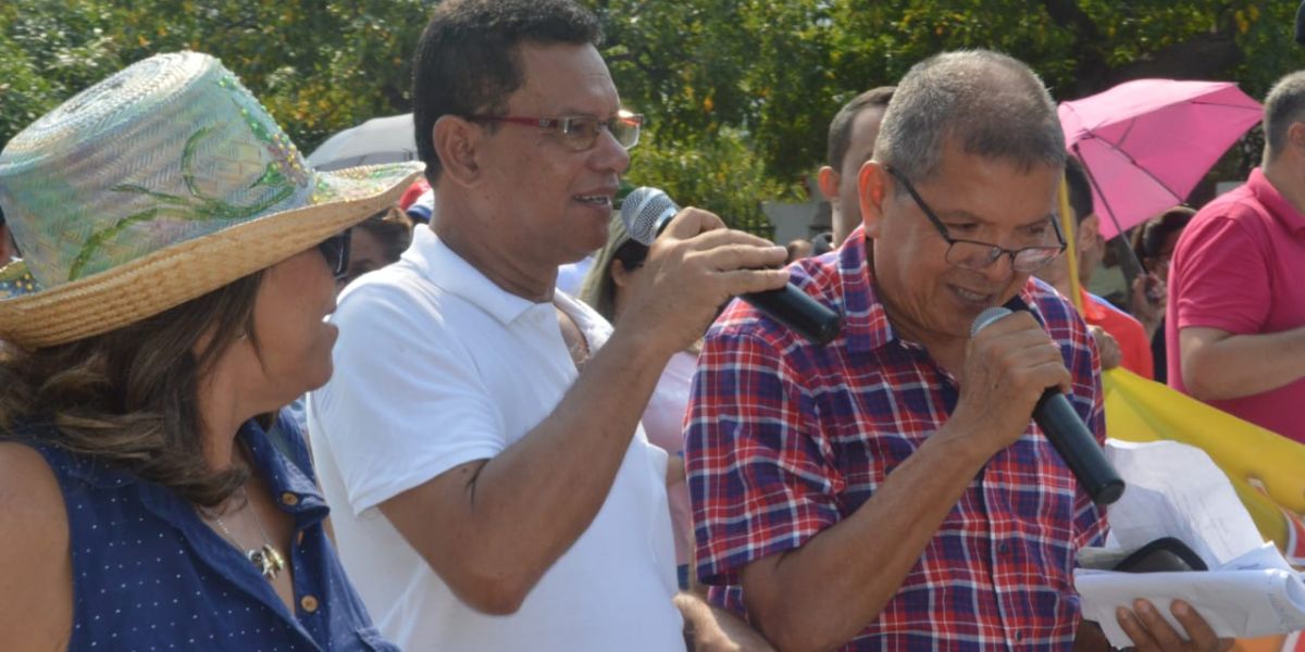 Oscar Mejía / Seguimiento.co Durante el recorrido los líderes del Magisterio expusieron el propósito de la marcha.