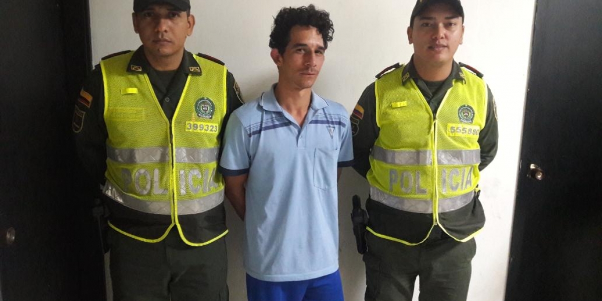 Policía Metropolitana. Nelson Enrique Mazo Campo, capturado con 13 kilos de Marihuana