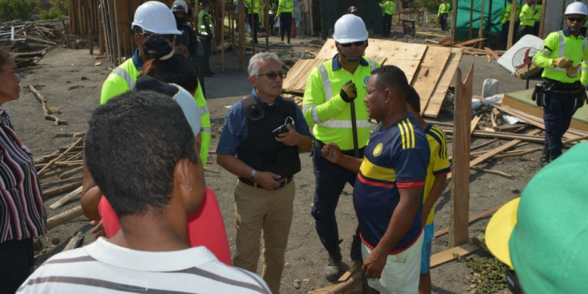 Alcaldía de Santa Marta Operativo de desalojo en el sector Bureche.
