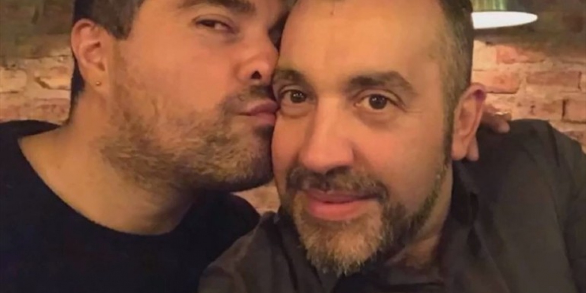 W Radio Sacerdote deja la sotana tras enamorarse de un hombre