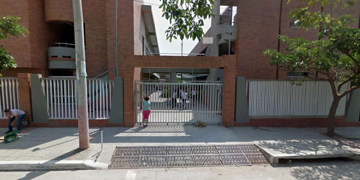 Google Maps Megacolegio Simón Bolívar, ubicado en el barrio Las Flores, barranquilla