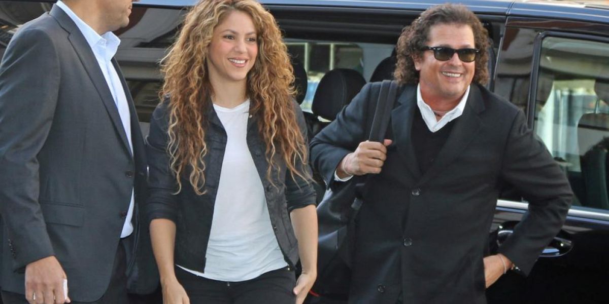 Shakira y Carlos Vives llegando al Tribunal español a defender la bicicleta