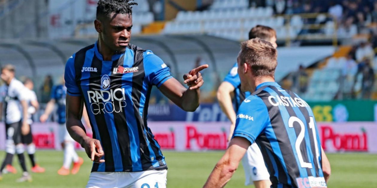 EFE Duvan Zapata celebra el gol.