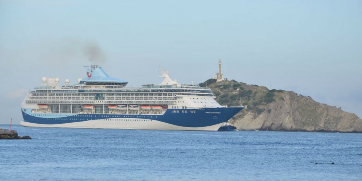 Alcaldía de Santa Marta El crucero llega procedente de Cartagena.