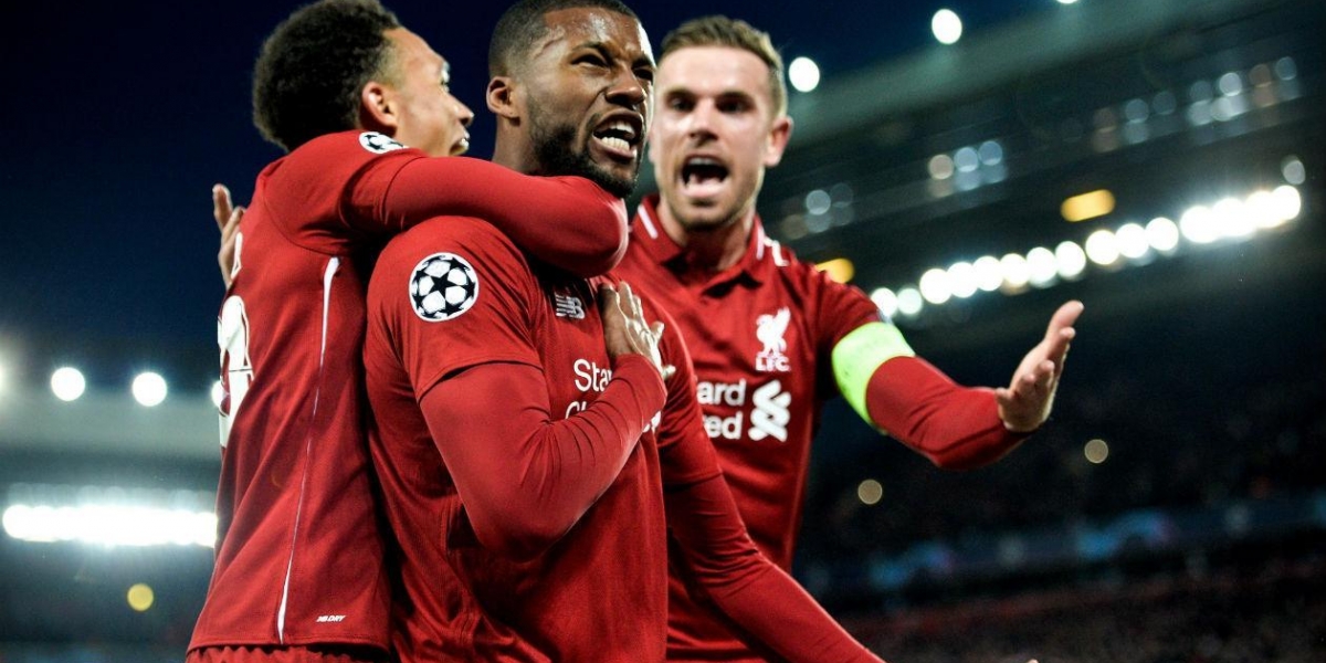 Georginio Wijnaldum celebra el gol del 3-0, ante el Barcelona. 