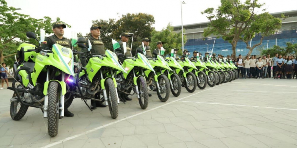 Motocicletas entregadas por la Alcaldía a la Policía.