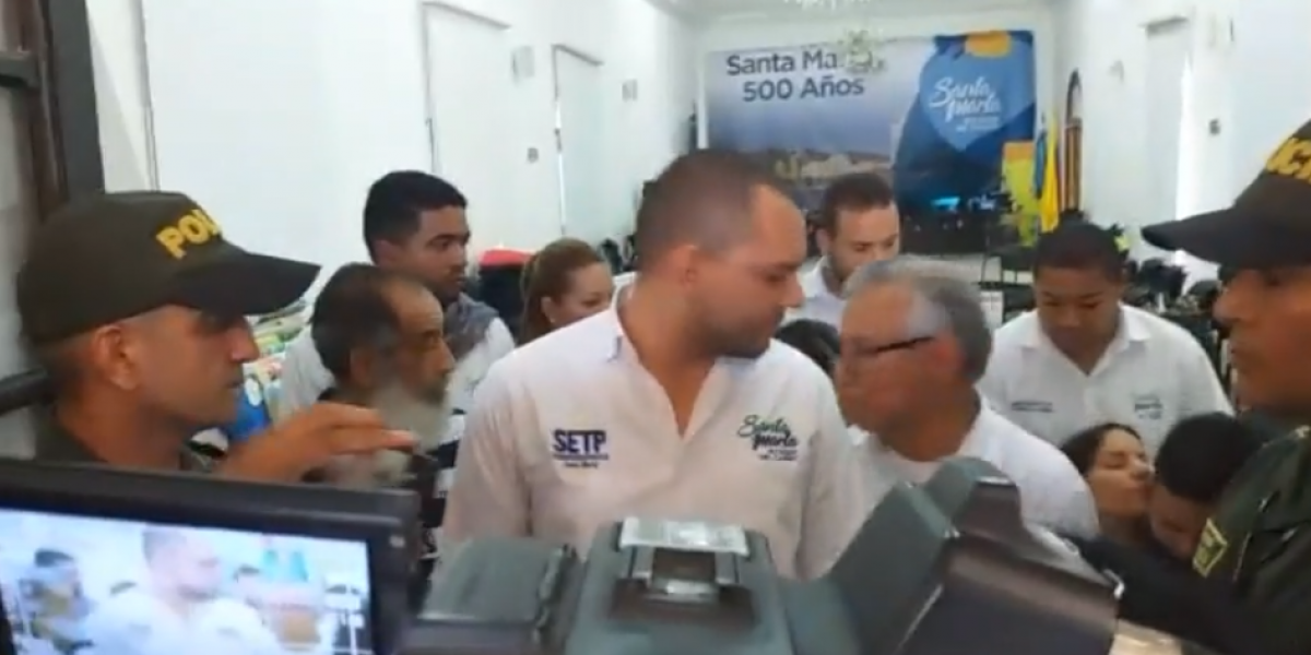 Momento en que se desmaya Anabel Zúñiga.