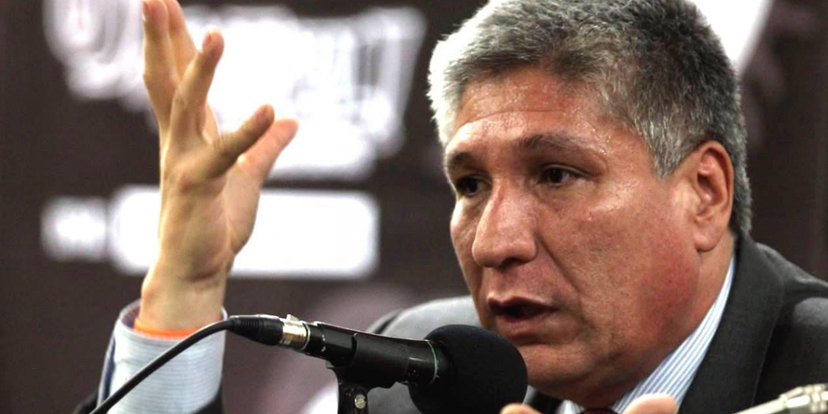 Facebook Sigifredo López.