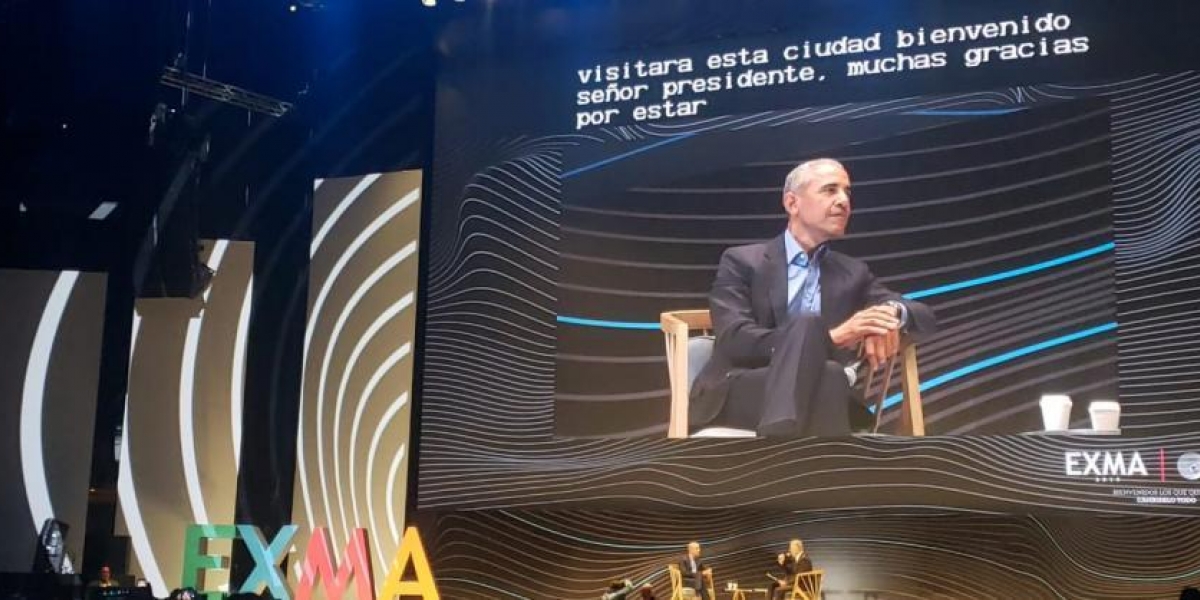 Barack Obama durante conferencia en Bogotá