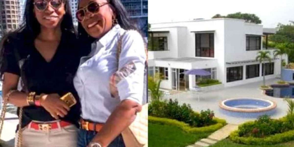 Cortesía. Jenny ambuila y Elba Chará junto a la foto de su casa en cali