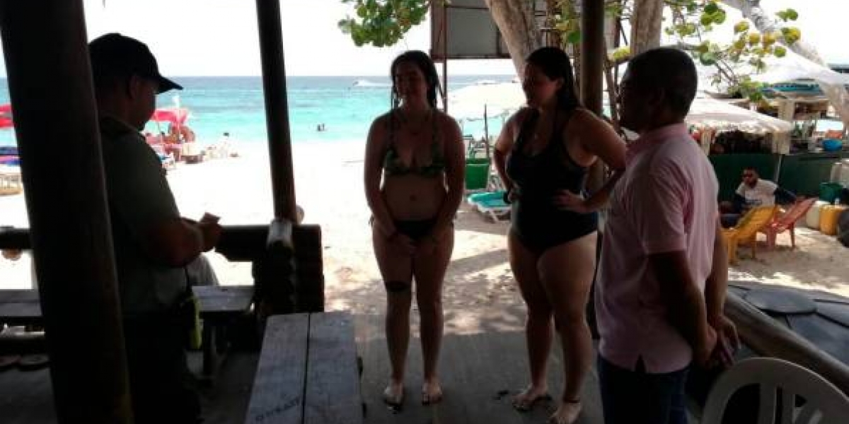 Intentan estafar a turistas americanas en playa de Cartagena