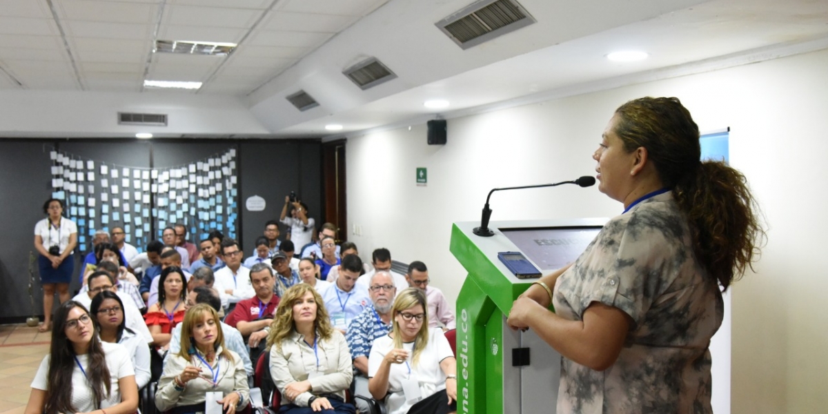 En Diálogos por el agua, se desarrollaron temas como las acciones que se han ejecutado para hacer frente a desafíos como la escasez de agua y el cambio climático.