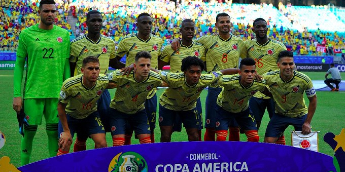 Colombia finalizó con puntaje perfecto la fase de grupos, igualando su participación en la versión del 2001.