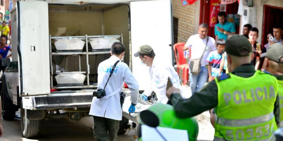 Vanguardia La mamá señaló que su expareja le quitó a su hijo para obligarla a regresar con él.