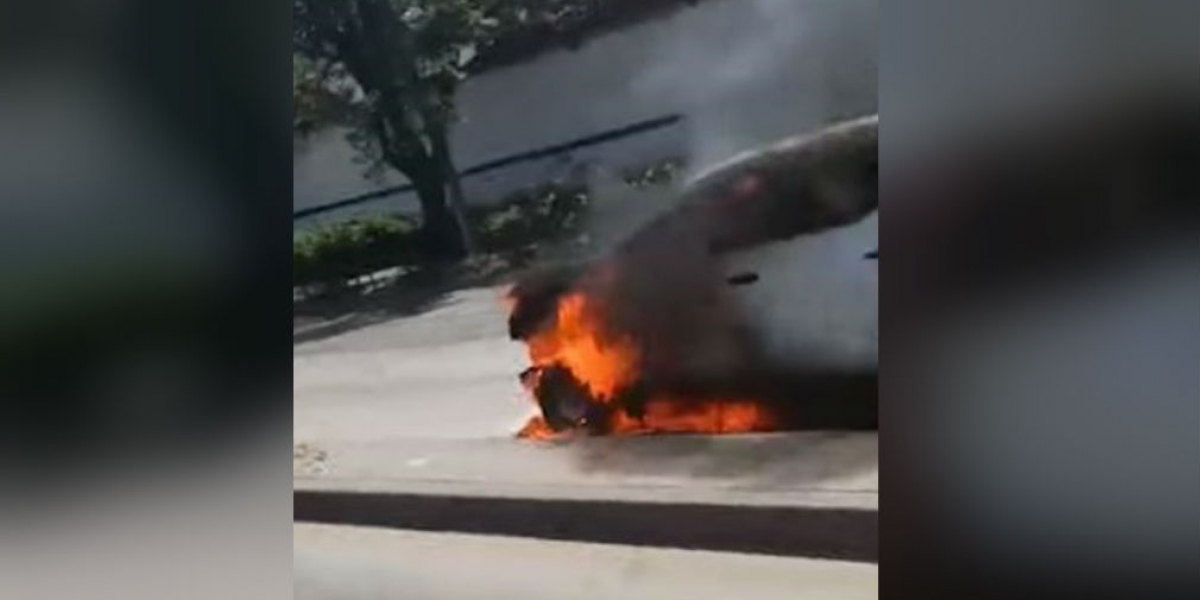 Zona Cero Vehículo en llamas