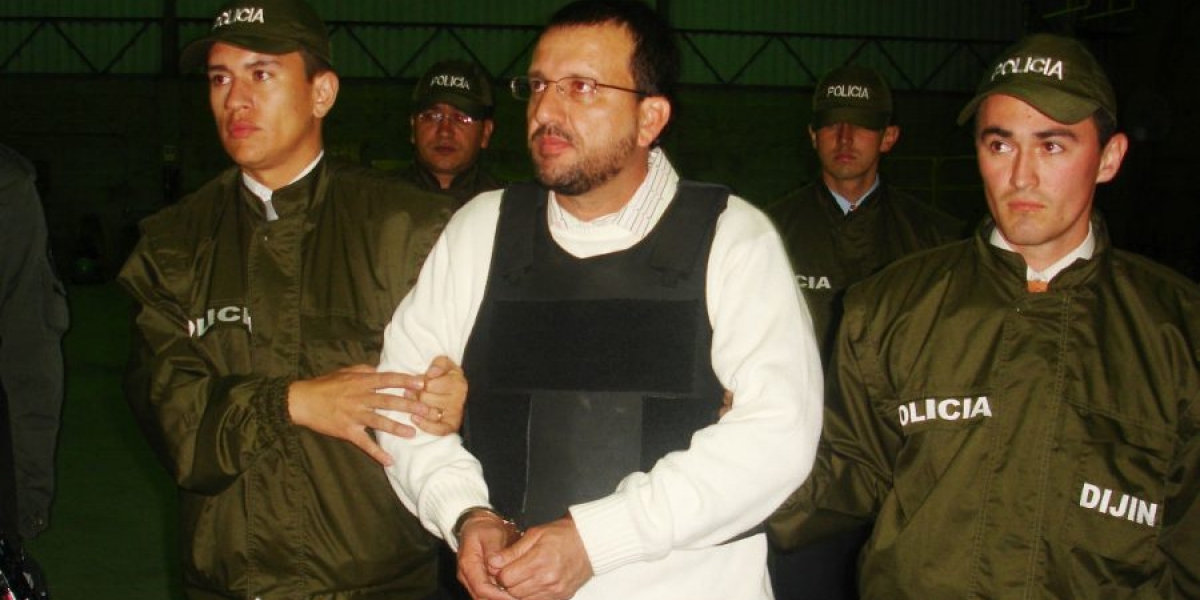 Policía Carlos Mario Jiménez, alias ‘Macaco’.