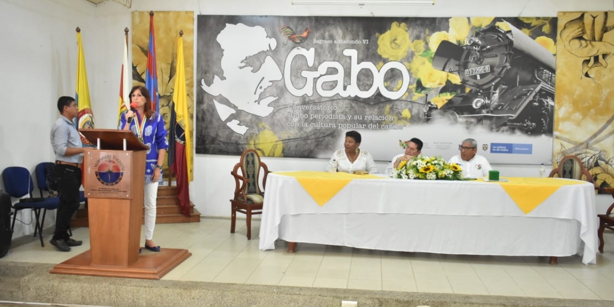 La gobernadora Rosa Cotes recibió la medalla  'Gabriel García Márquez'.