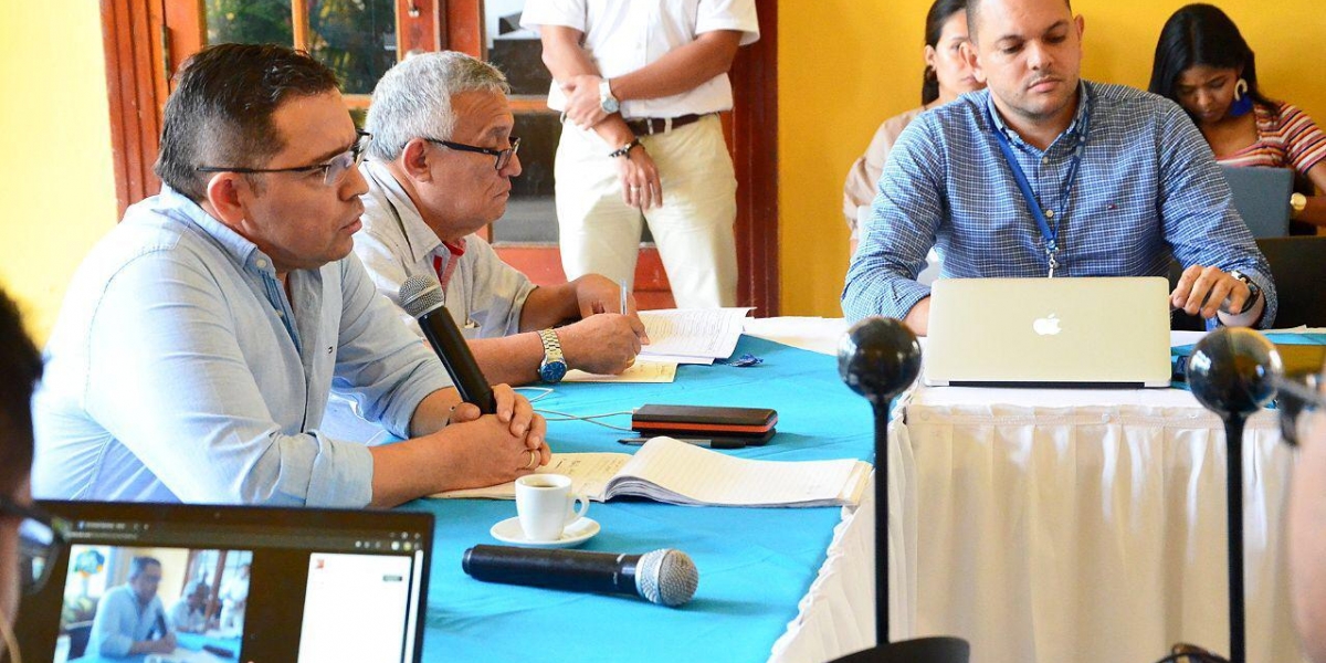 Captura de video Primer consejo de gobierno de Martínez con el nuevo gabinete.